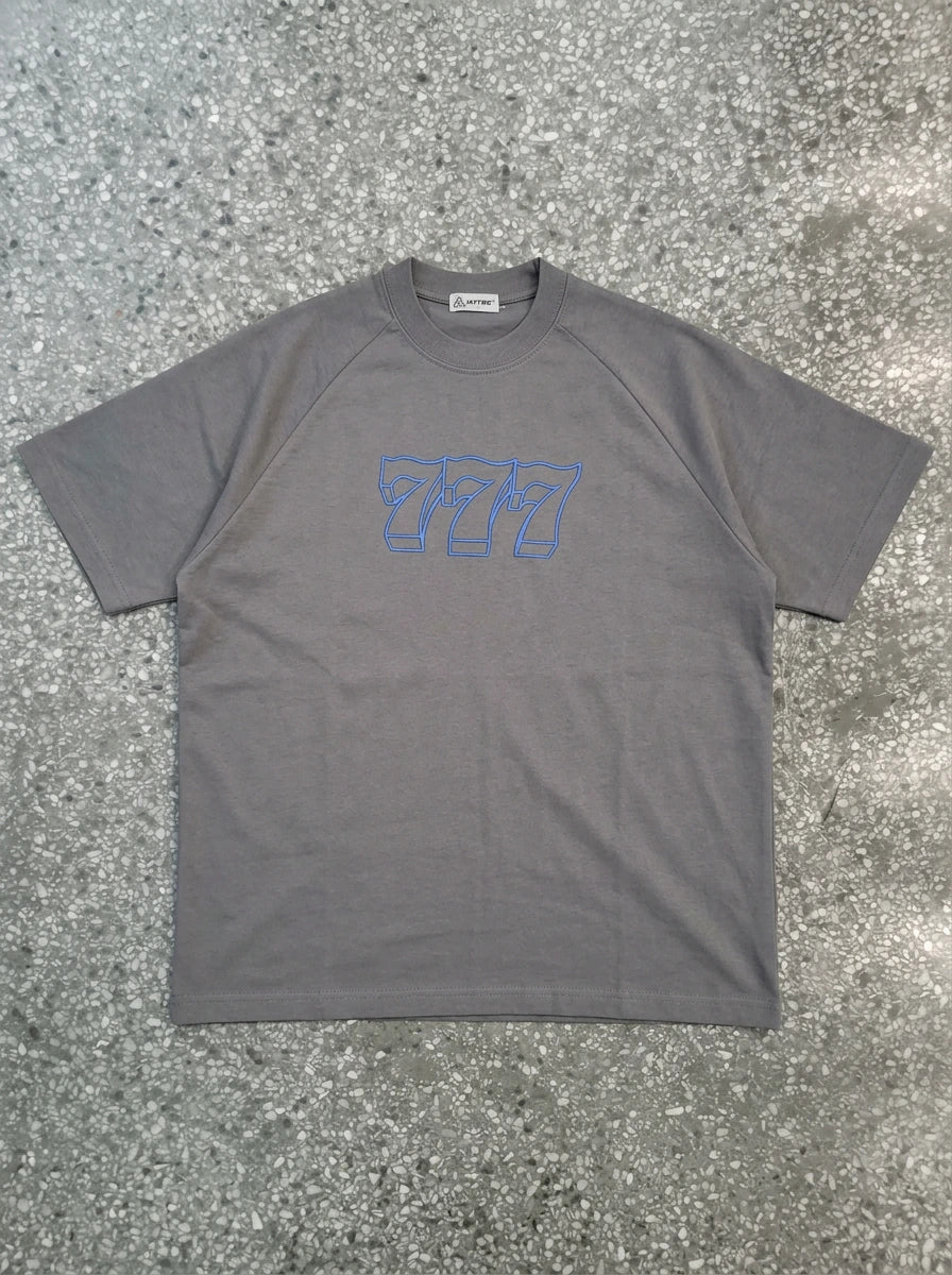 HAKARI| T-Shirt